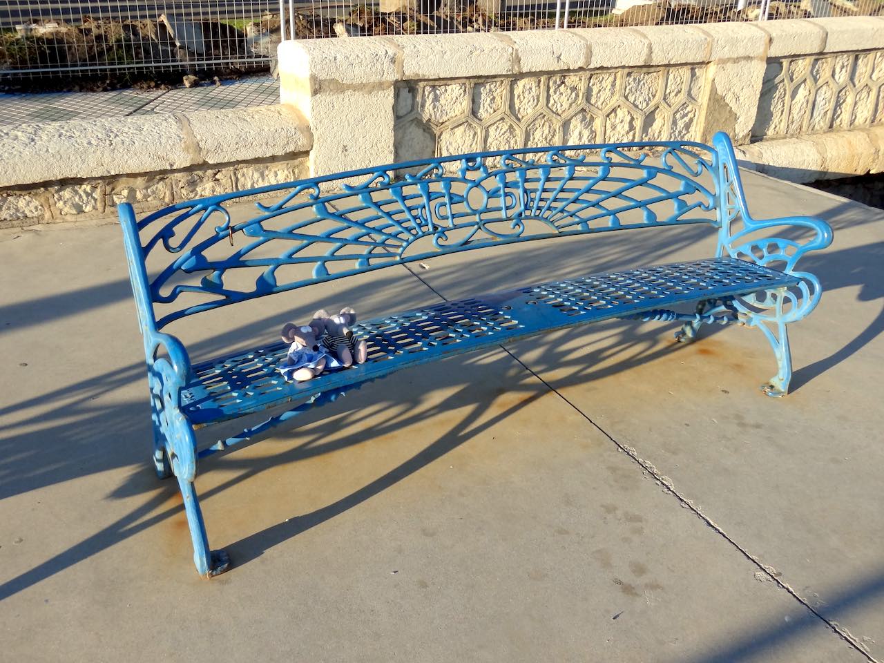 banc bleu à Malaga