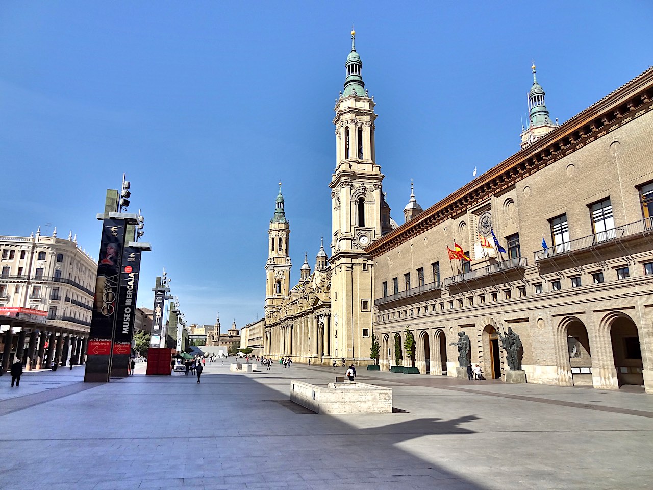 Plaza del Pilar à Saragosse