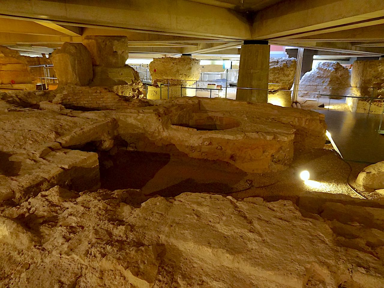 ruines romaines souterraines à Saragosse