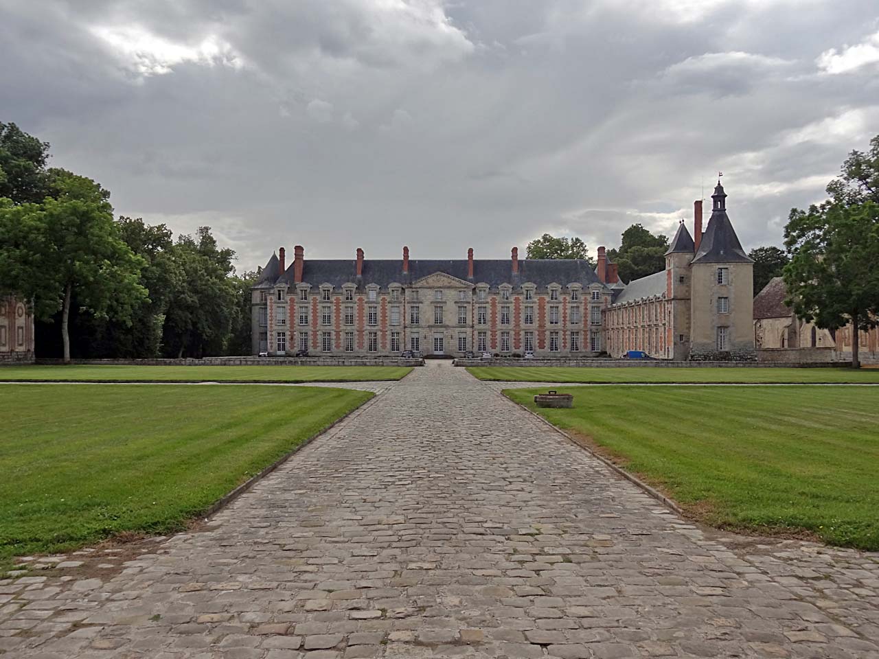 Le château de Fleury-en-Bière