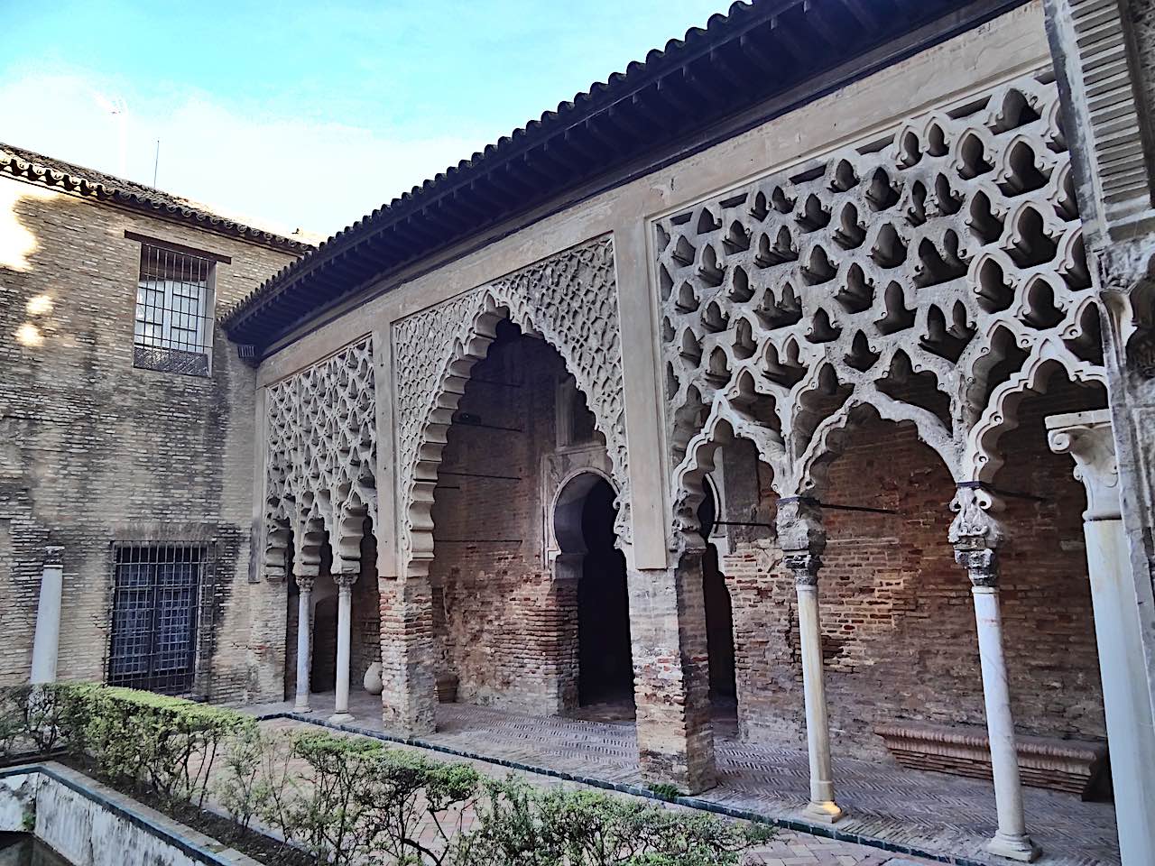 Patio del Yeso alcazar séville