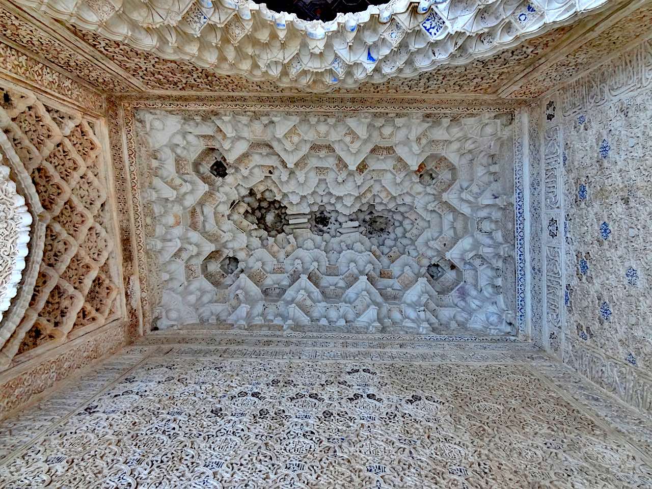 plafond palais des lions Alhambra
