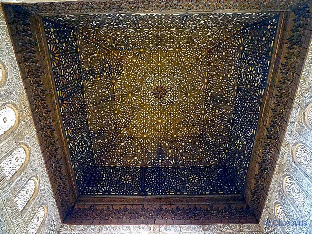 plafond du salon des ambassadeurs de l'Alhambra