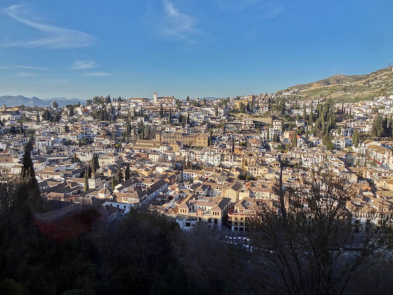 Vue sur l'Alabaicin depuis les palais nasrides