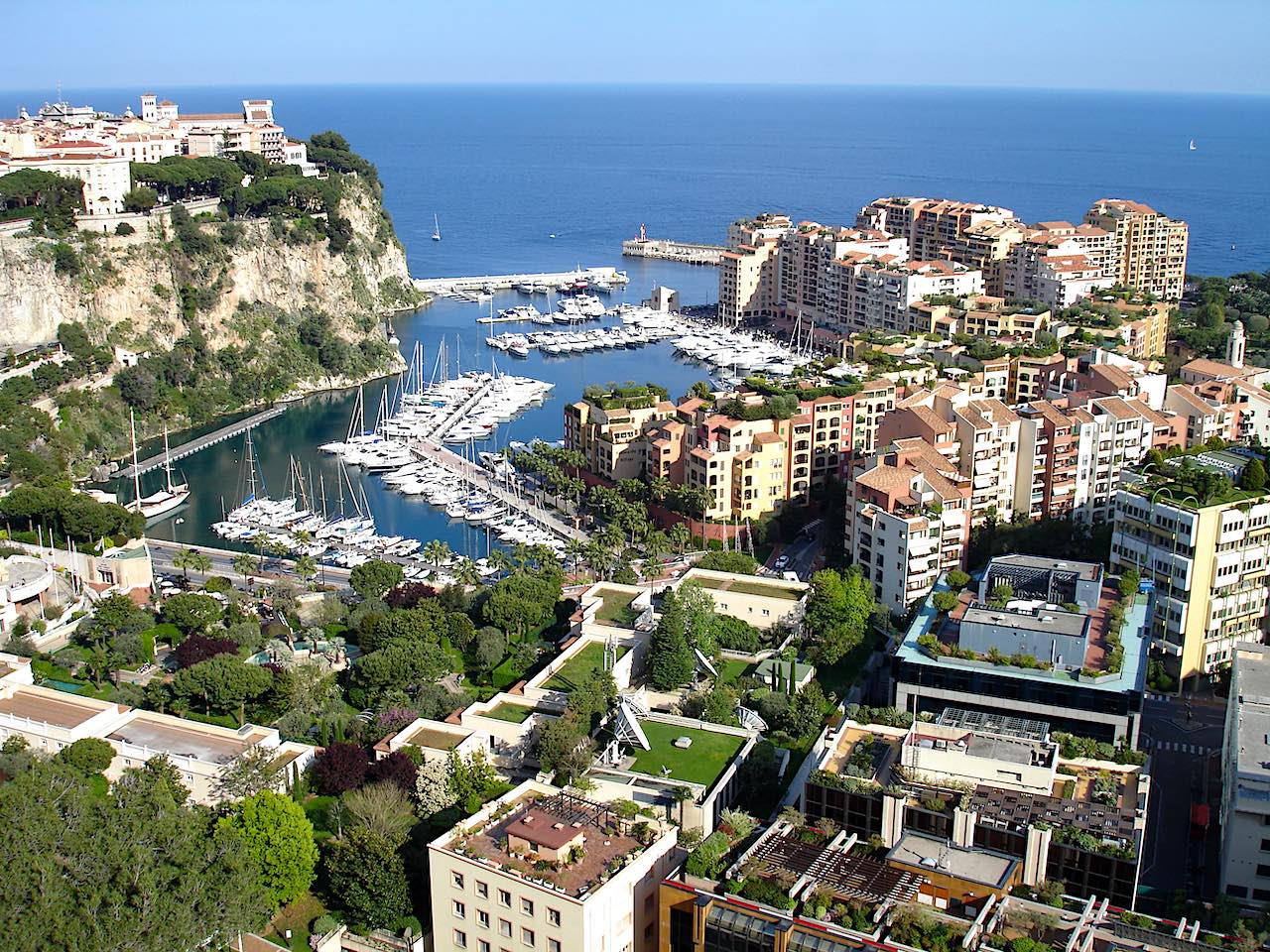 vue sur le quartier de Fontvieille à Monaco