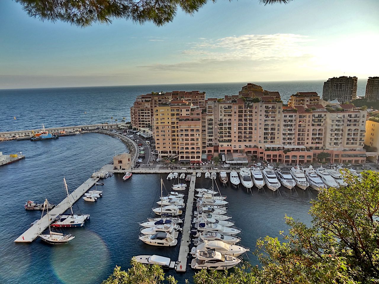 Fontvieille vu depuis le rocher de Monaco