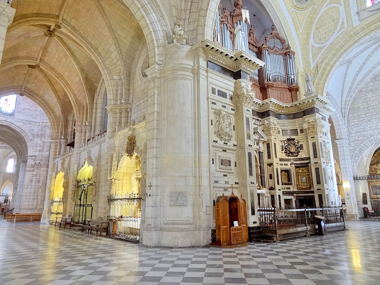 intérieur de la cathédrale de Murcie