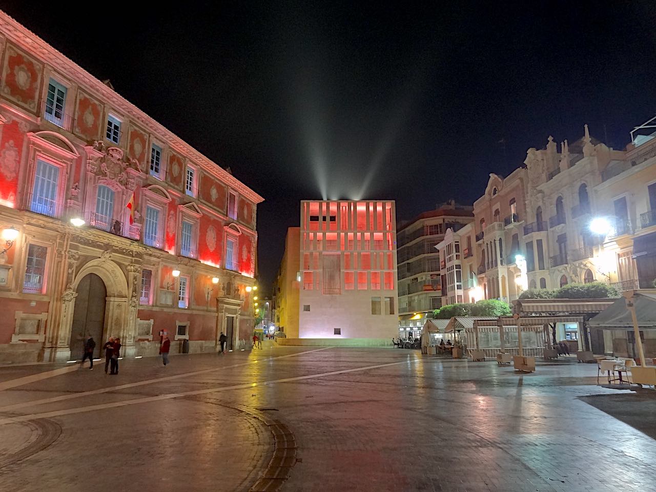 Plaza Belluga de nuit 