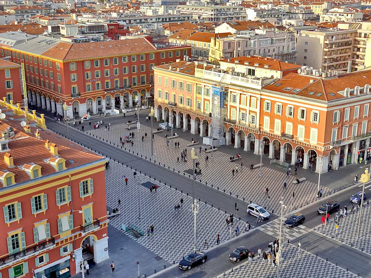 Place Masséna à Nice