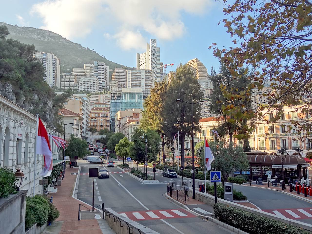 place d'Armes, porte d'entrée de Monaco en bus