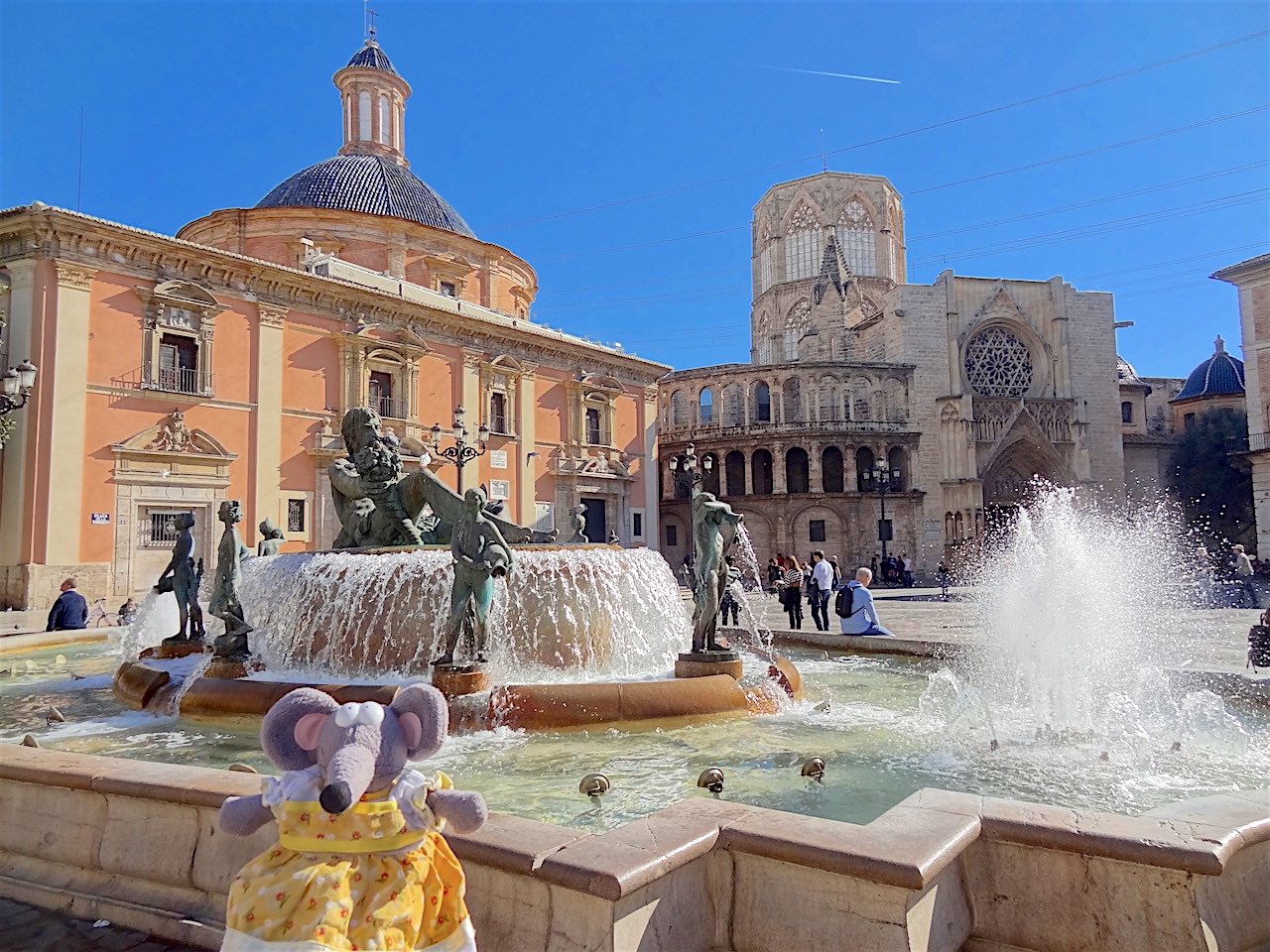 Plaza Virgen Valencia