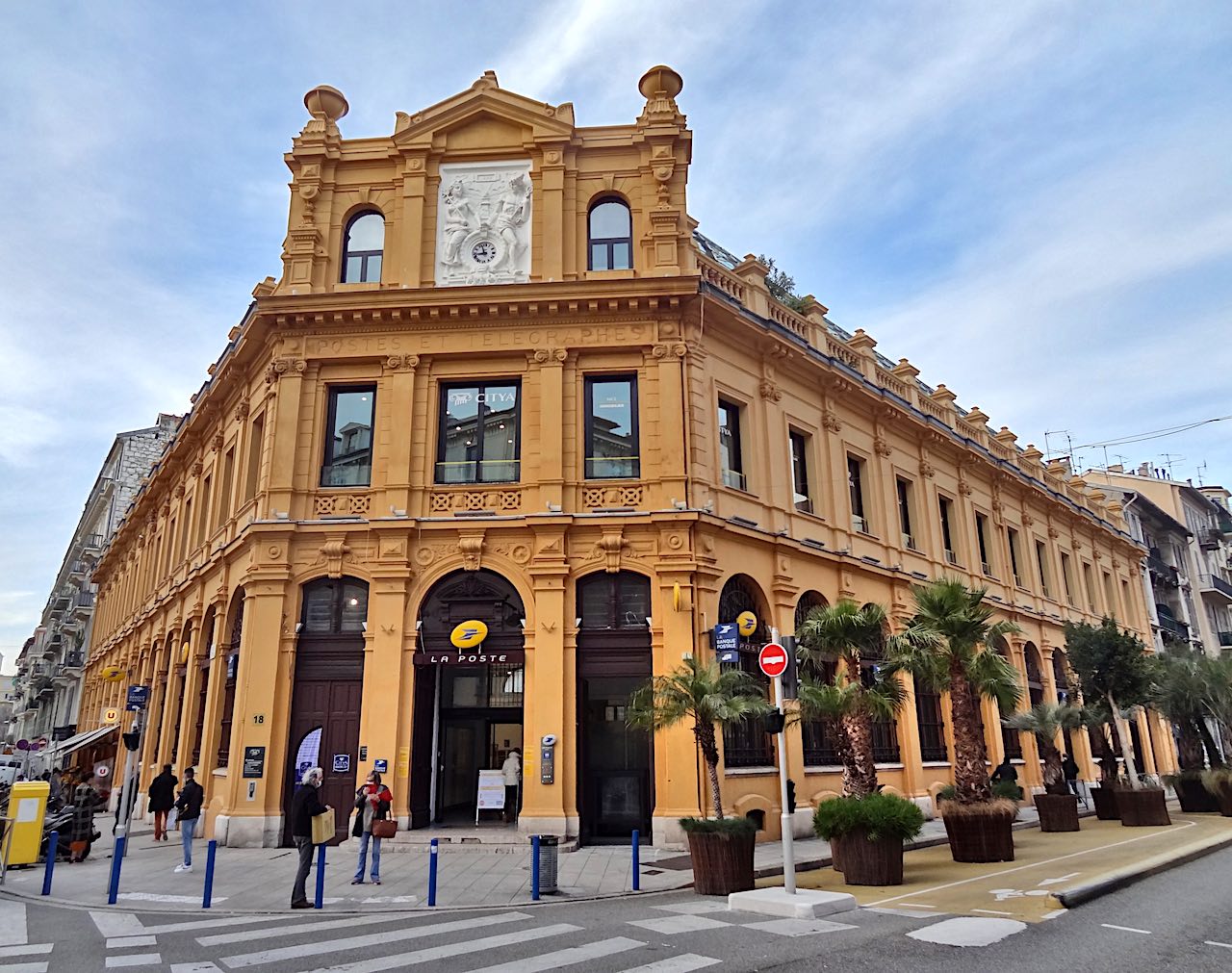 rue de l'hôtel des postes à Nice