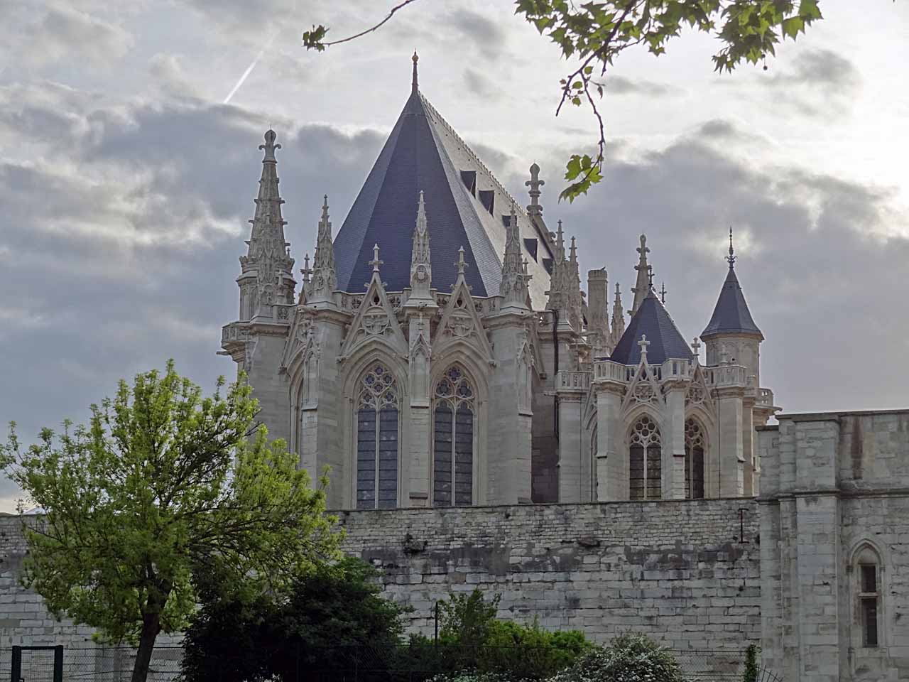 Chevet de la Sainte-Chapelle du château de Vincennes