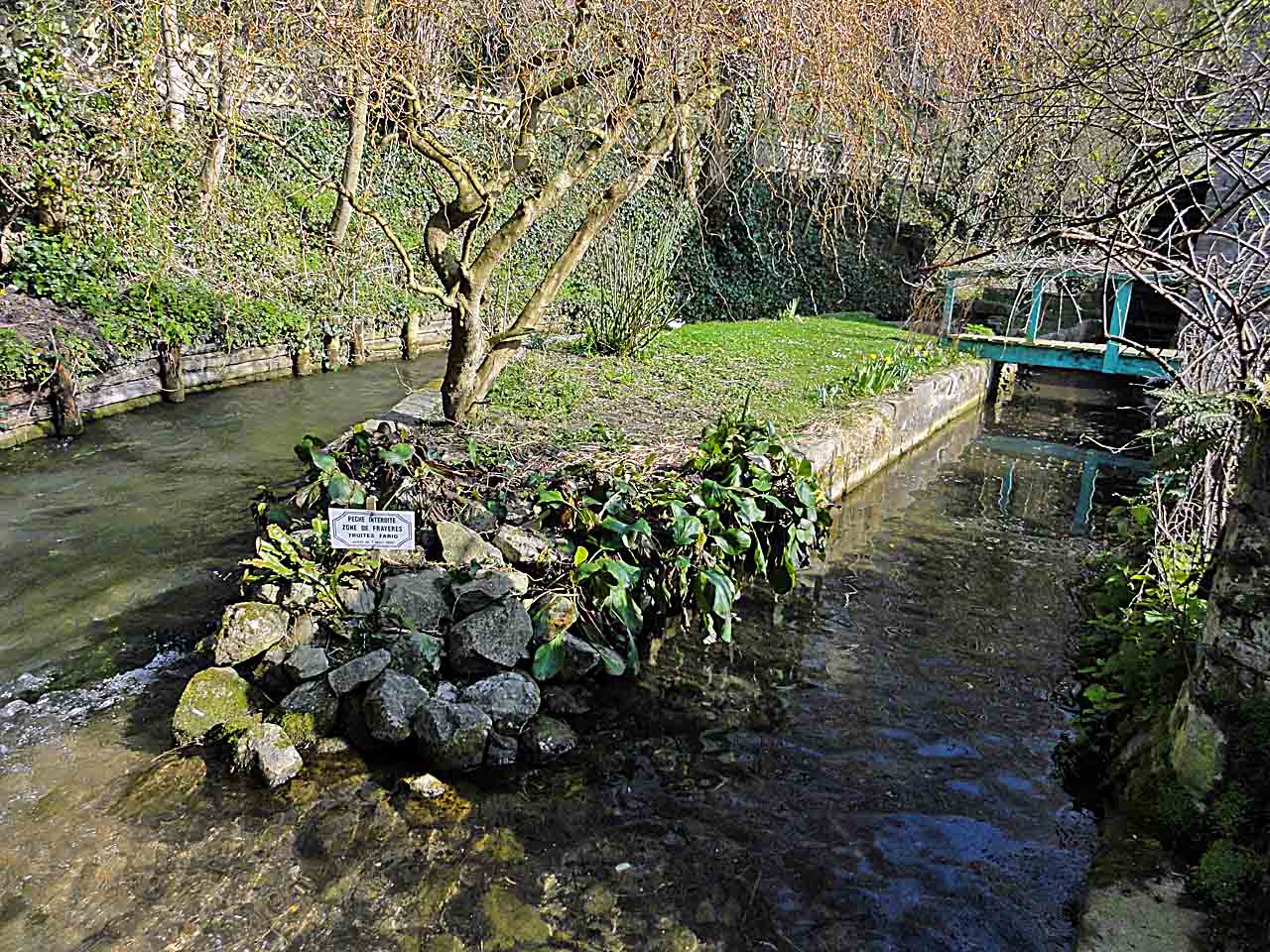 River in Veules-les-Roses