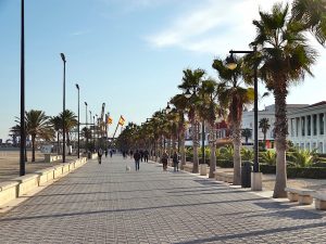 promenade au bord de mer et plage à Valence