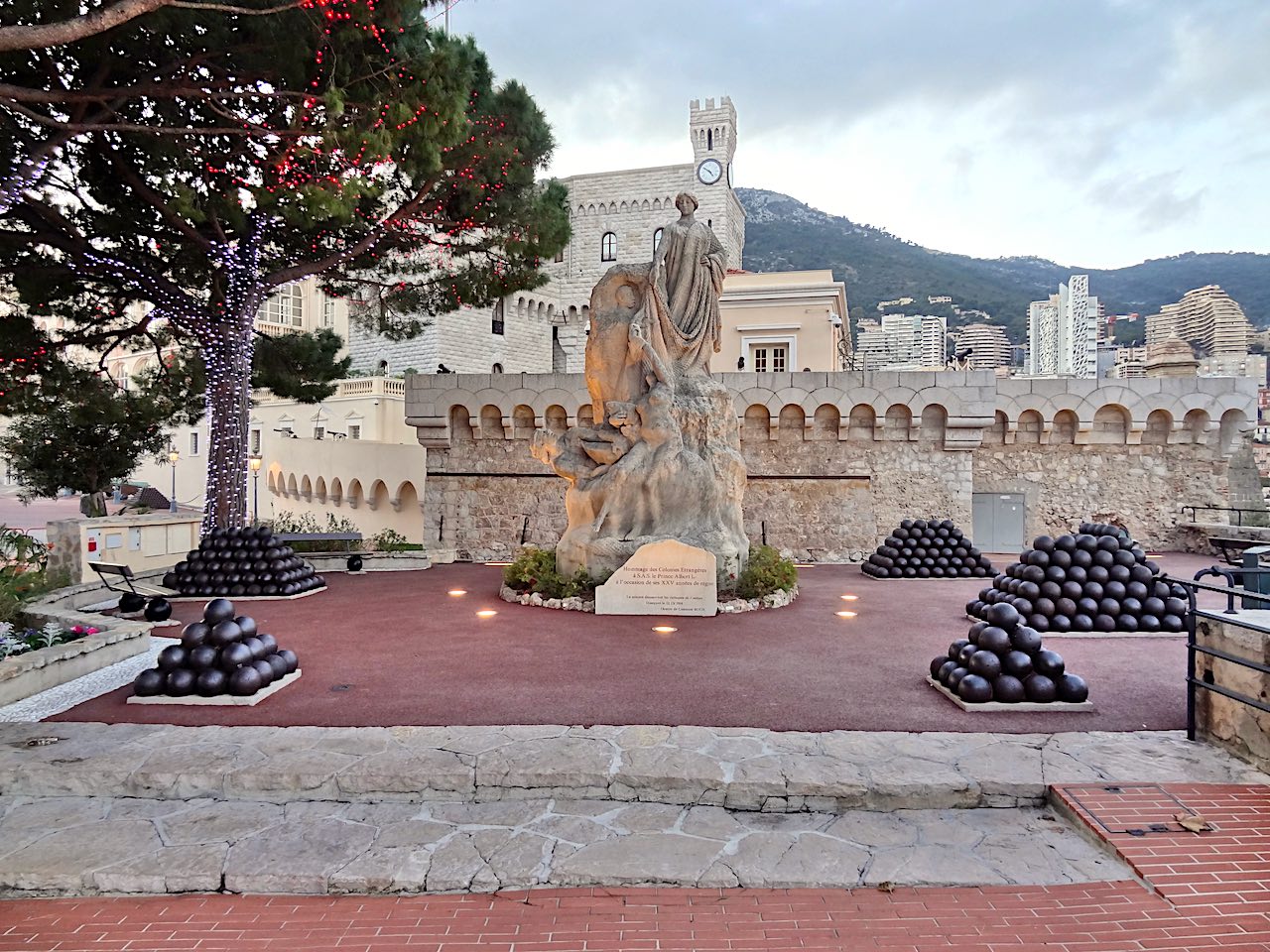 canons à Monaco