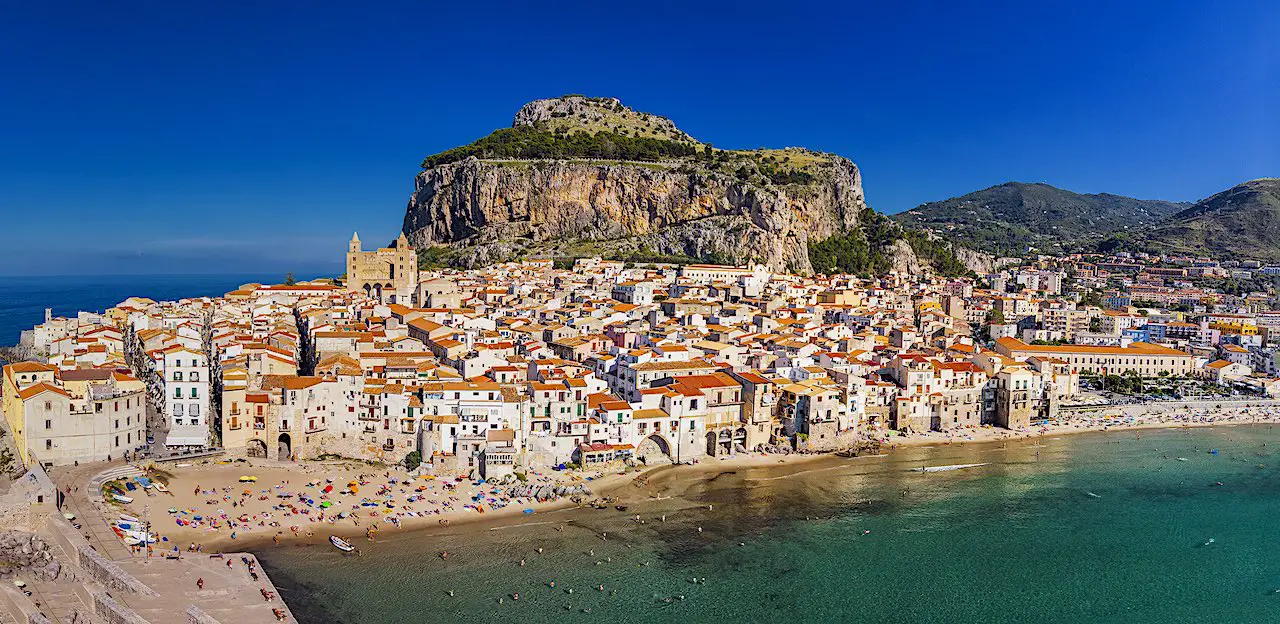 vue de Cefalu