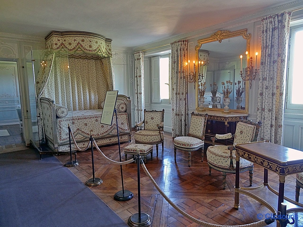 chambre de la Reine petit Trianon
