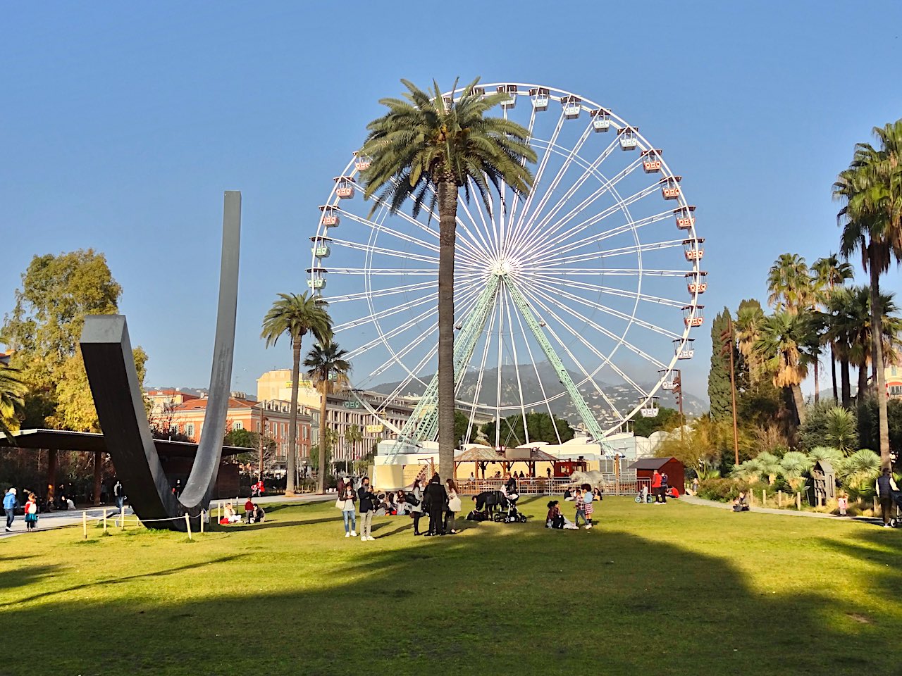 jardin Alber Ier Nice et grande roue