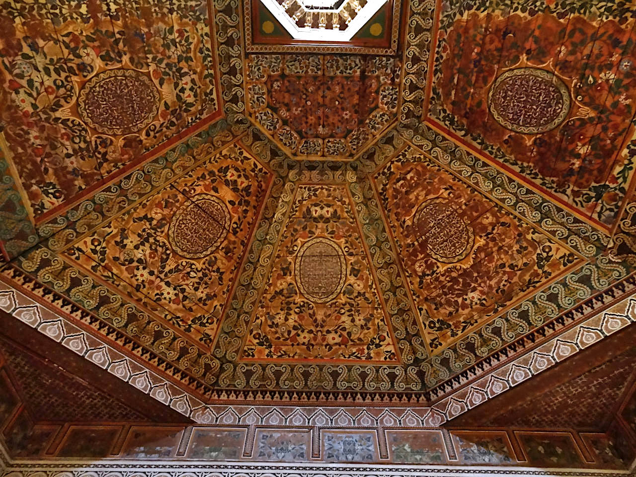 plafond du palais de la Bahia