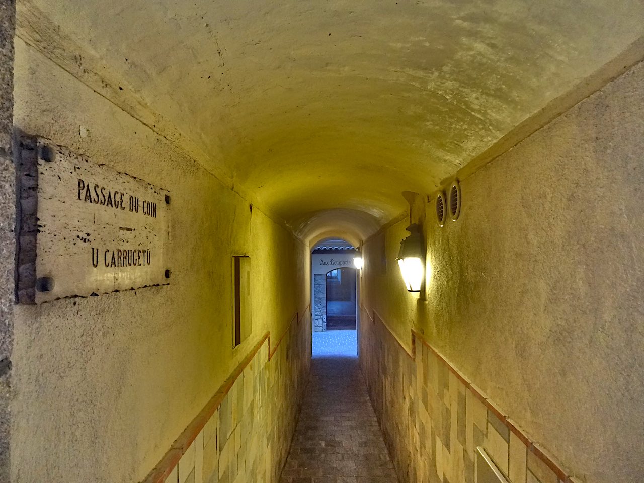 passage du coin sur le rocher de Monaco