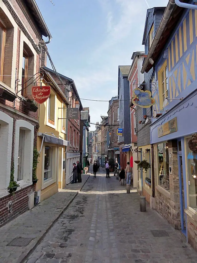 Rue de l'Homme-de-Bois à Honfleur