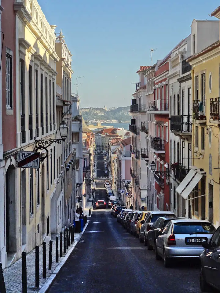 rue du bairro alto de Lisbonne