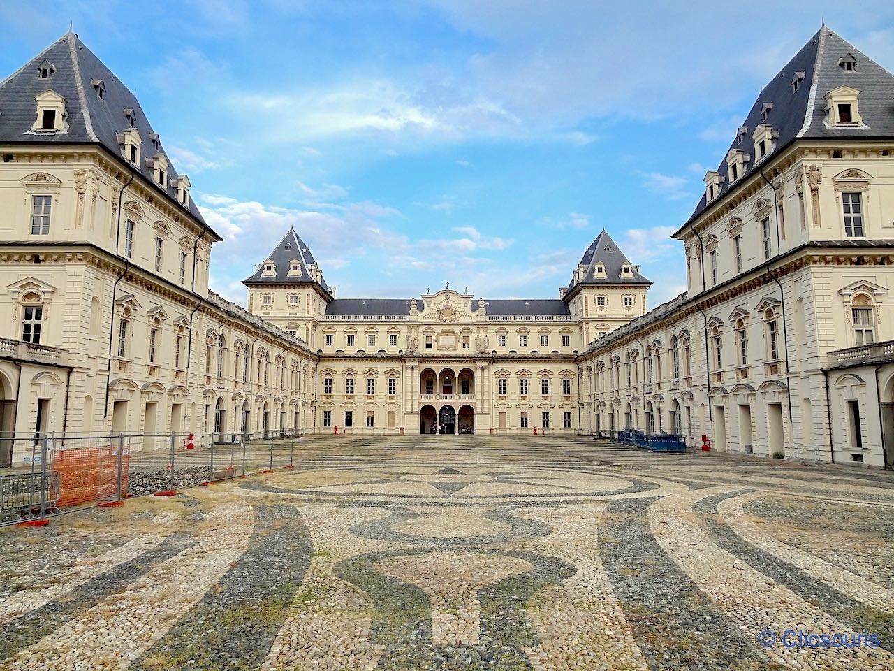 chateau valentino turin