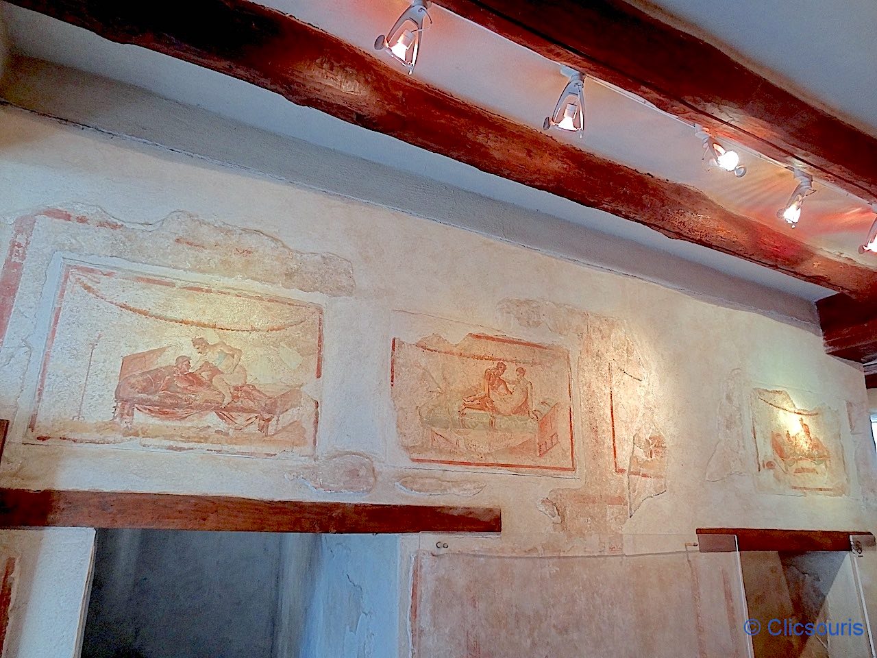 fresques lupanar pompei