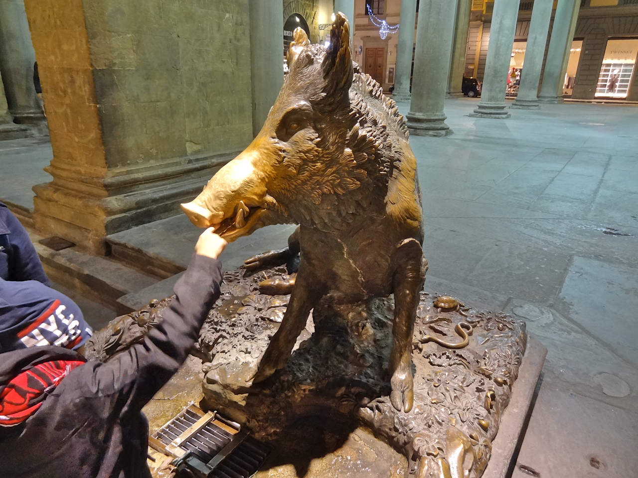 mercato porcellino florence 