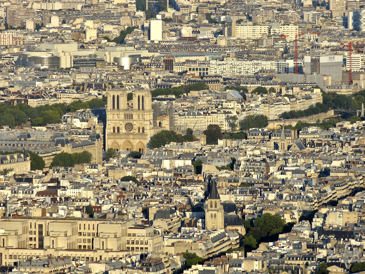 Notre-Dame vue depuis la Tour Eiffel