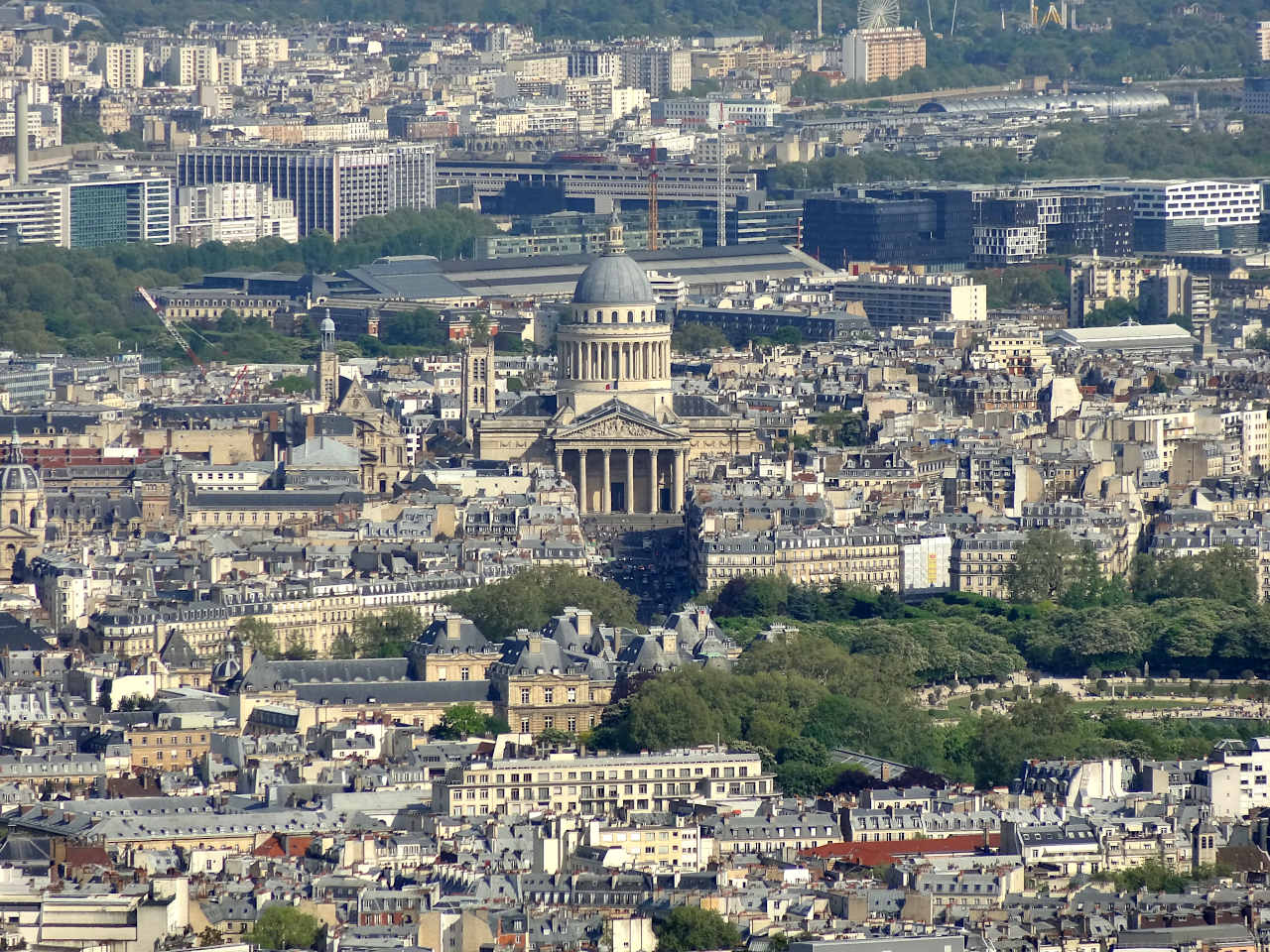 Panthéon vu du sommet de la tour Eiffel