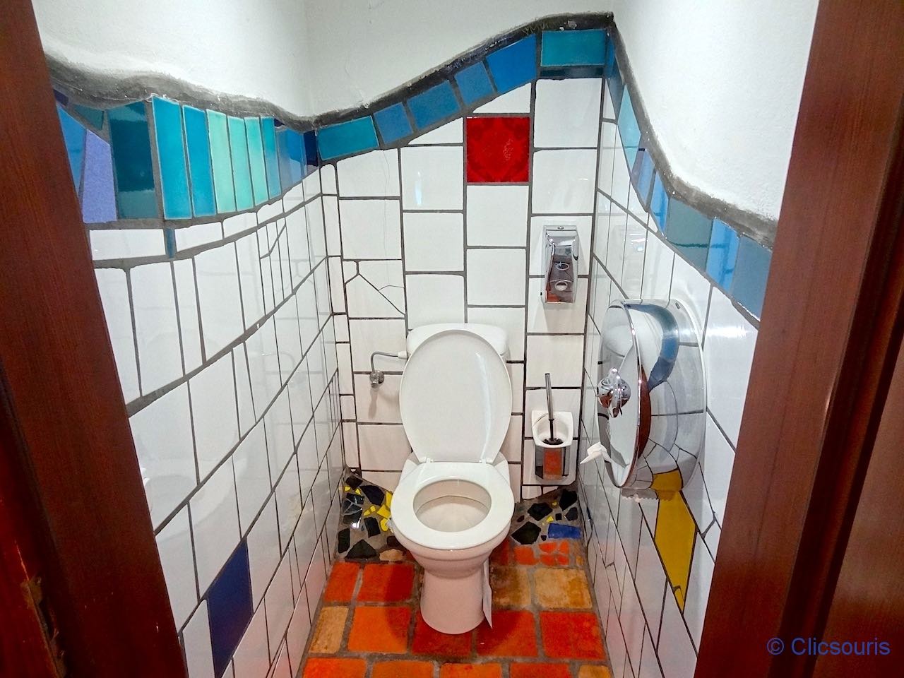 toilettes kunst haus vienne