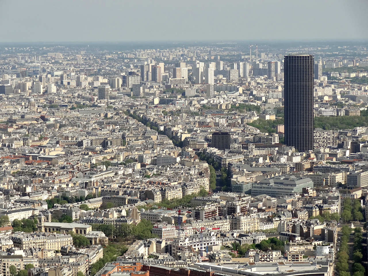 Tour Montparnasse vue depuis la tour Eiffel