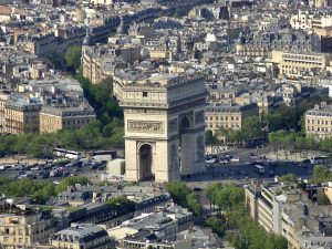 arc de Triomphe vu depuis la tour Eiffel