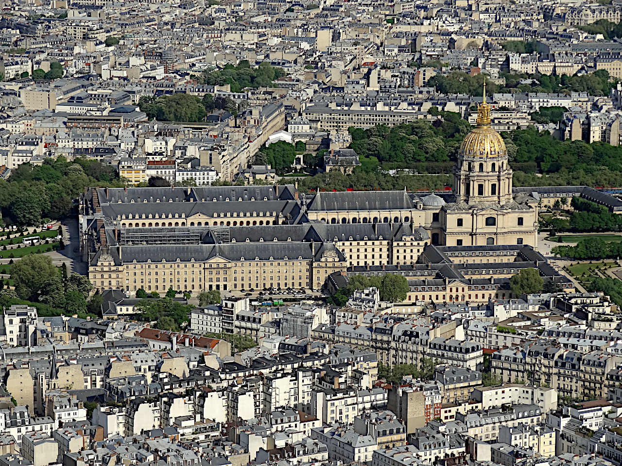 Les Invalides vus depuis la tour Eiffel