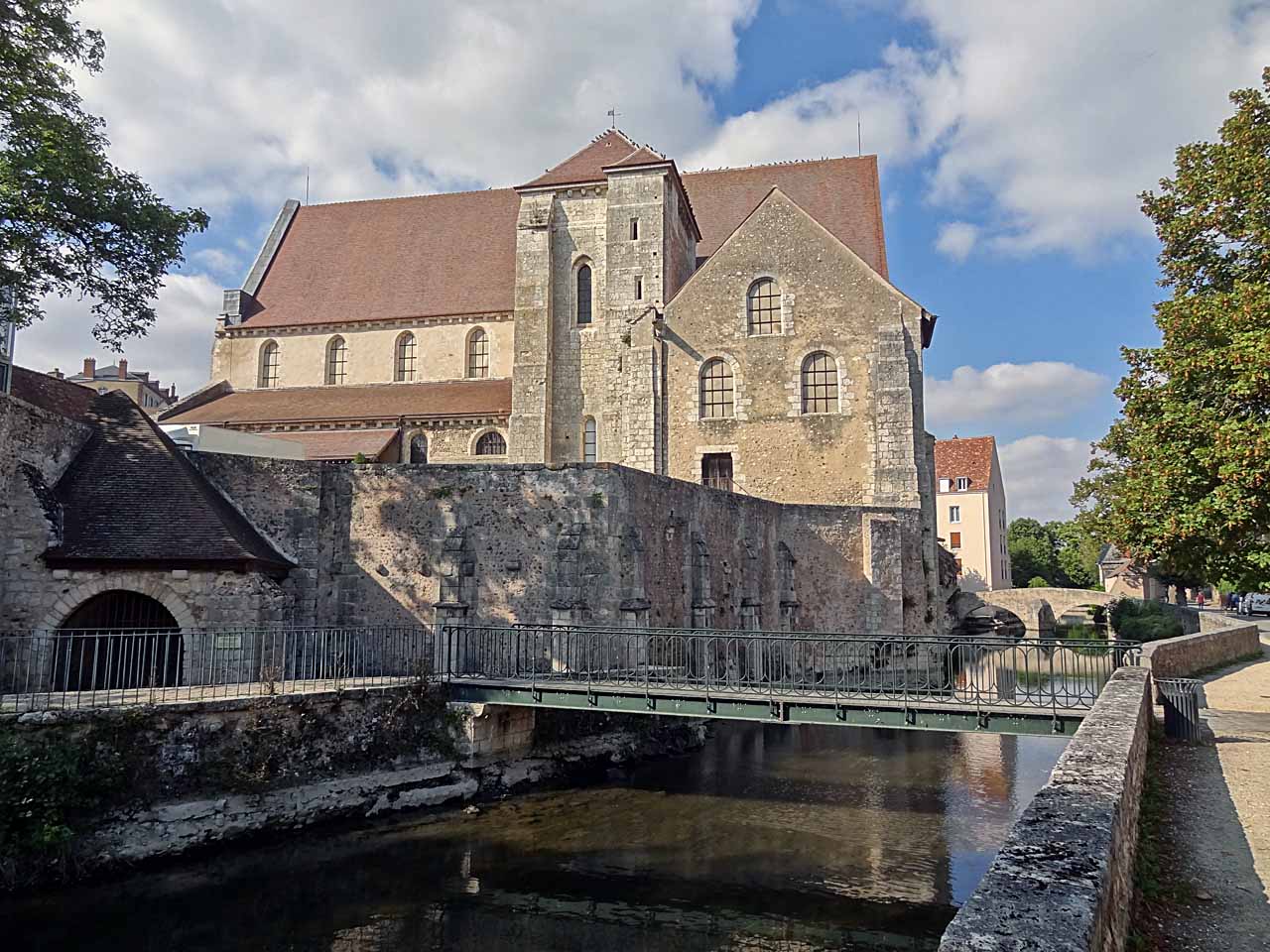 Collégiale Saint-André à Chartres