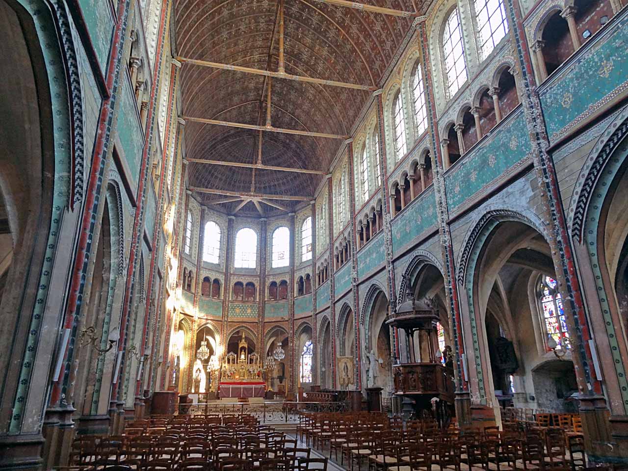 Nef de l'église Saint-Aignan à Chartres