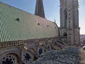 Toiture de la cathédrale de Chartres vue de la galerie