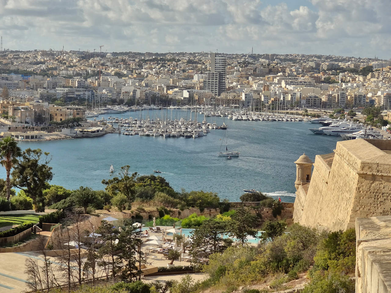 vue depuis Hasting Gardens La Valette