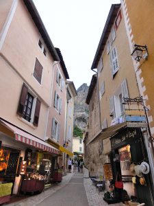 ruelle de Moustiers-Sainte-Marie