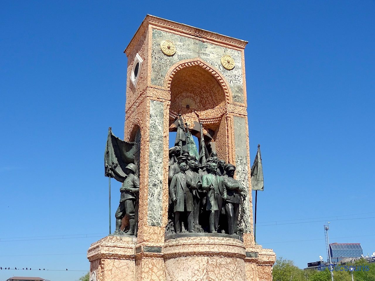 monument de la République taksim
