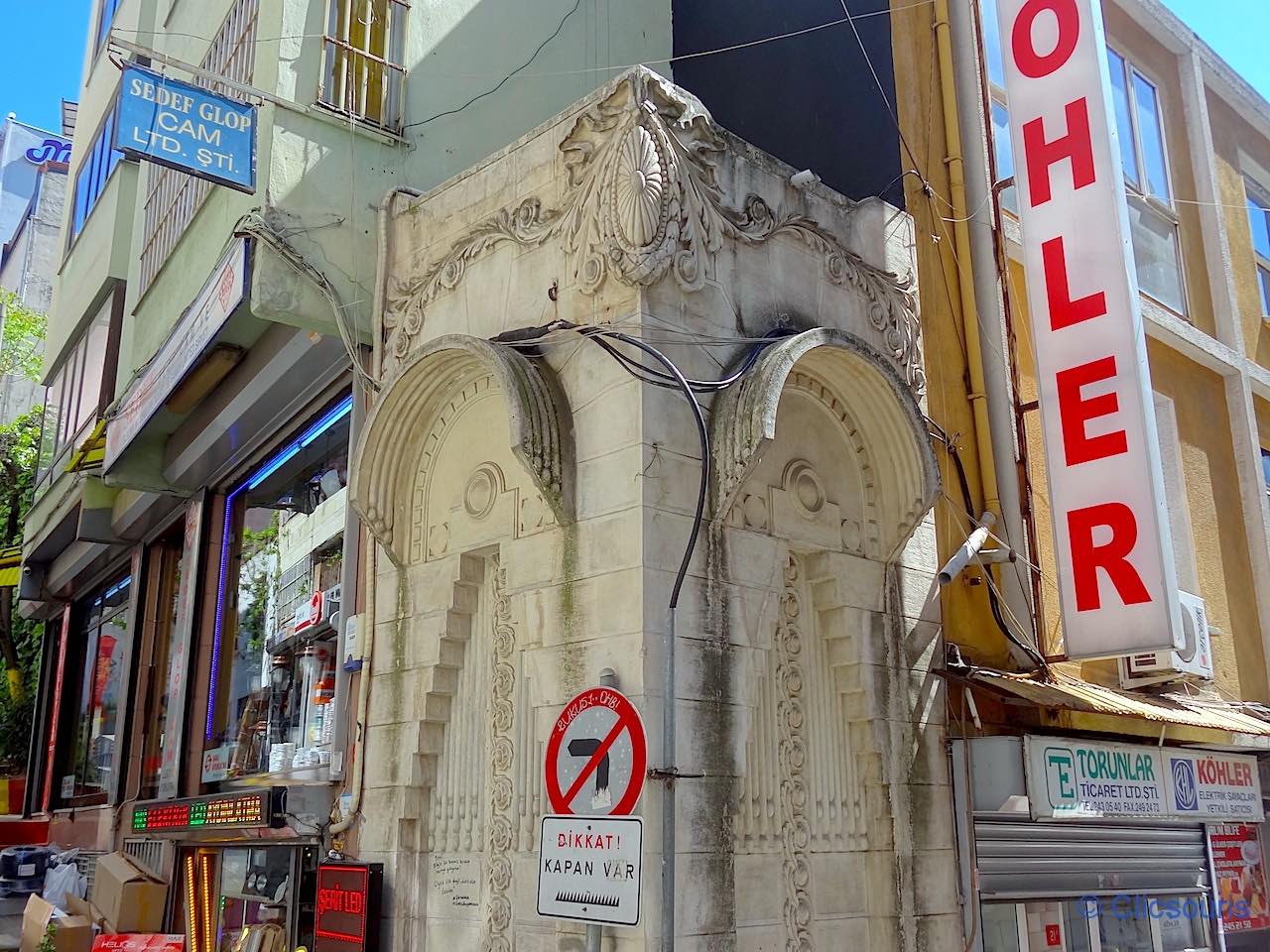 fontaine Art nouveau istanbul