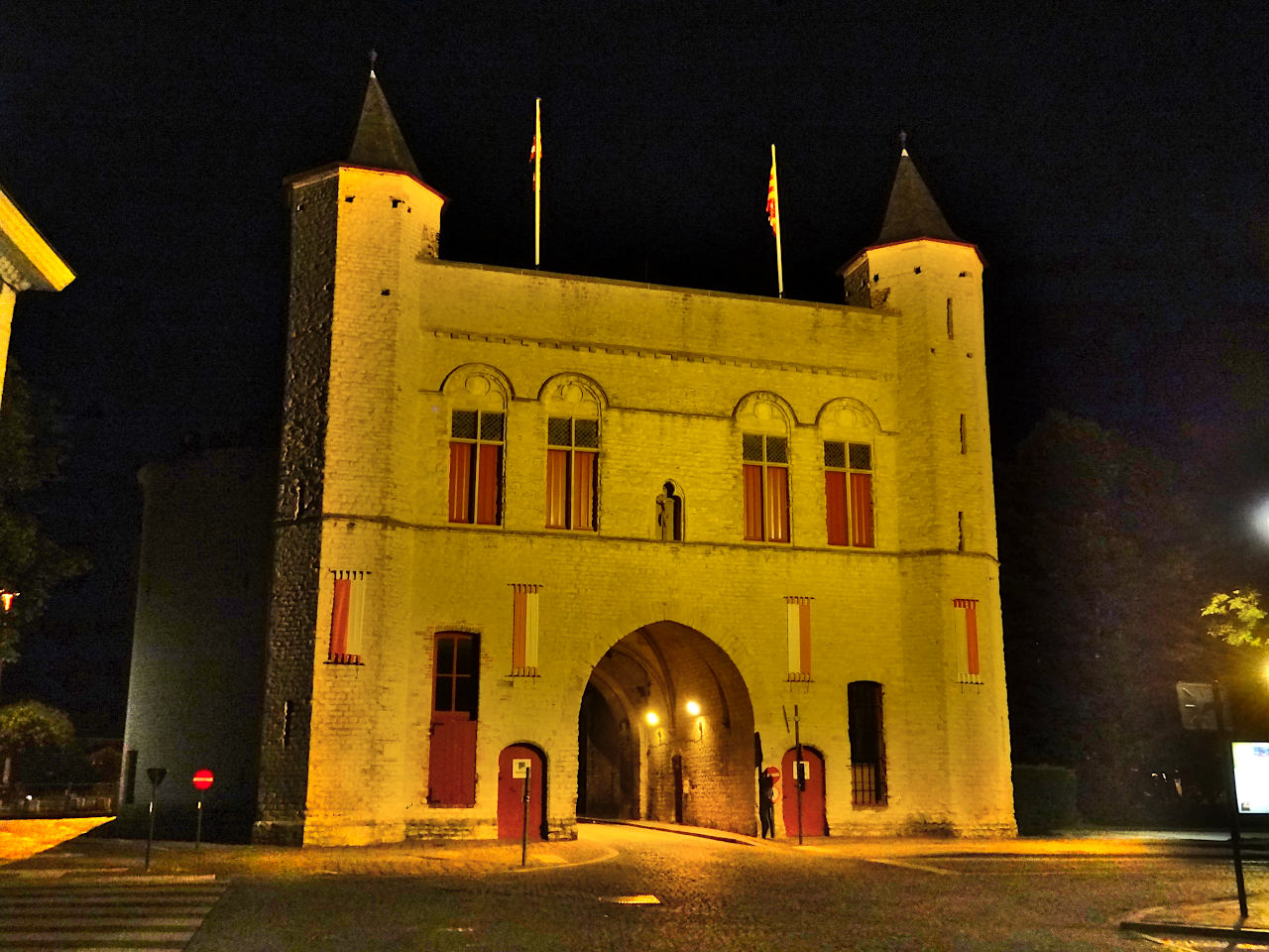 porte Kruispoort Bruges