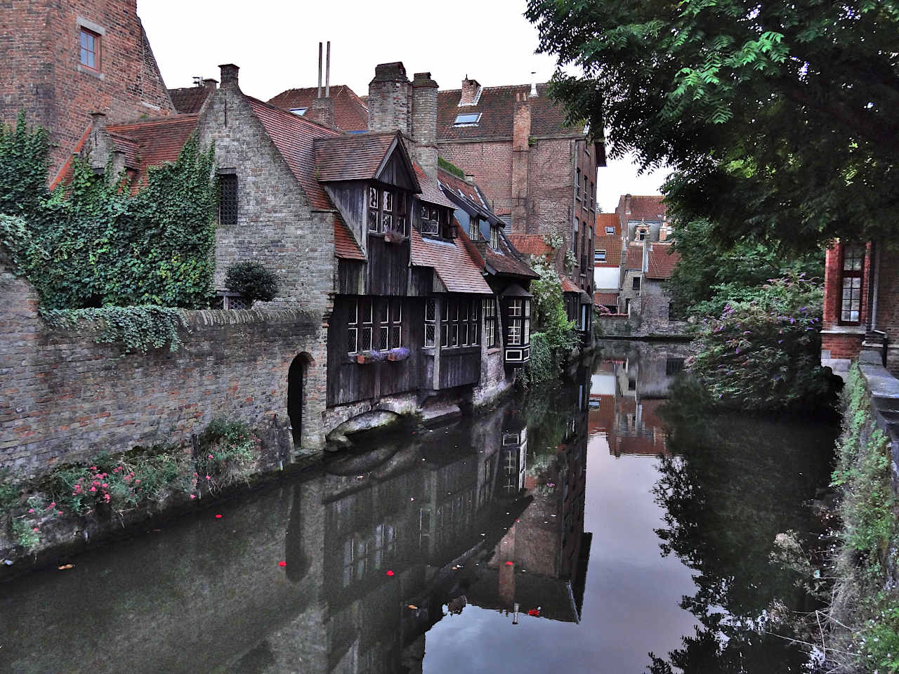 vue depuis le pont Saint-Boniface à Bruges