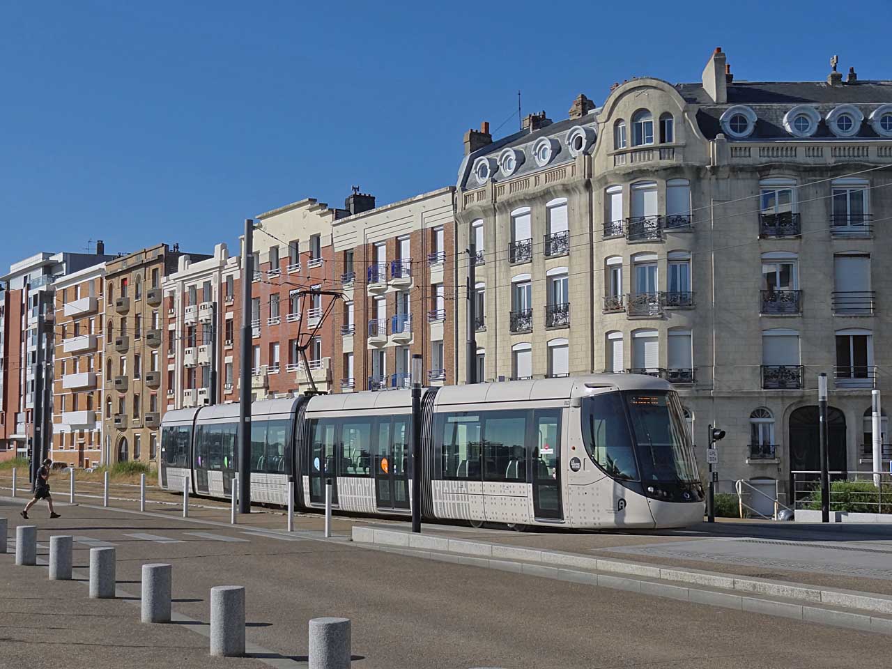 Tramway au terminus, boulevard Albert-Ier au Havre