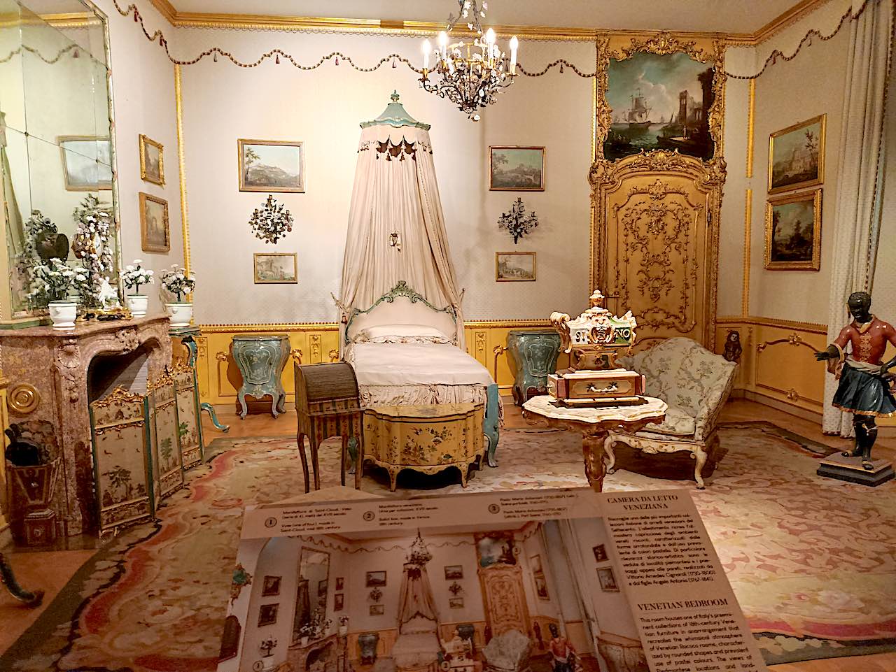 musée des arts décoratifs de Turin