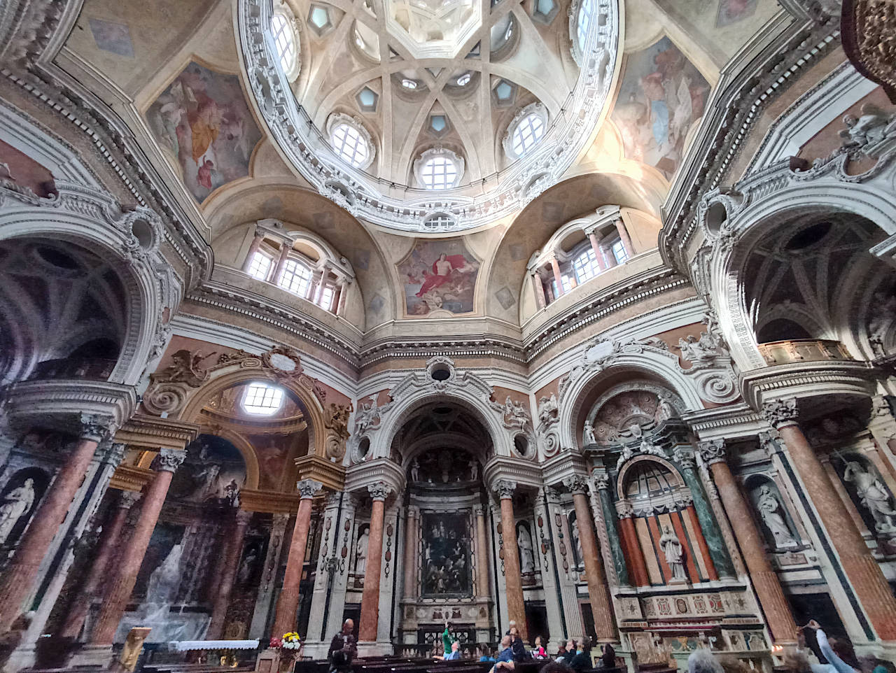 église San Lorenzo de Turin