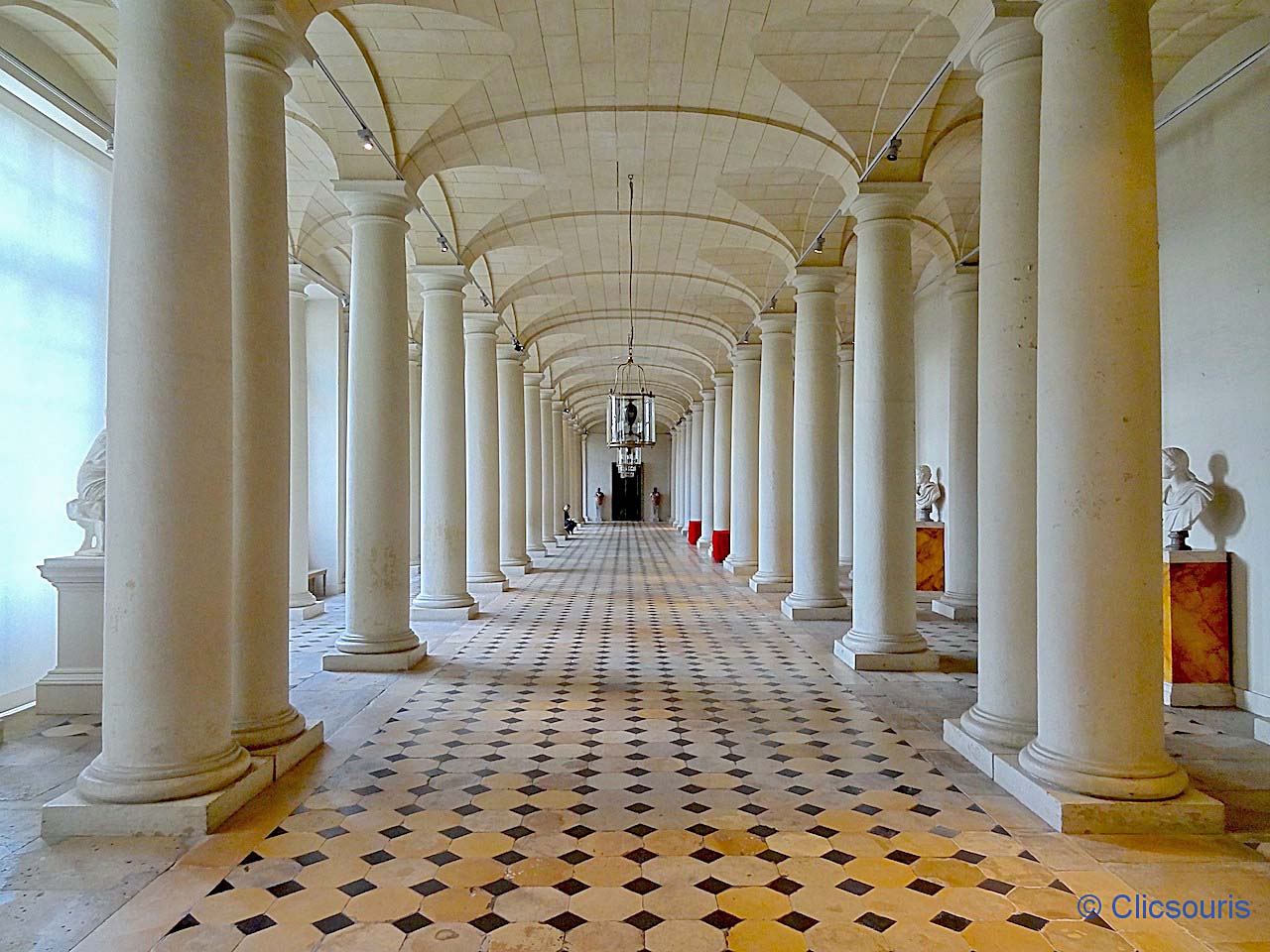 Galerie des colonnes au château de Compiègne