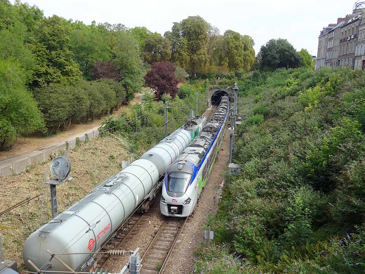 voie ferrée à Amiens